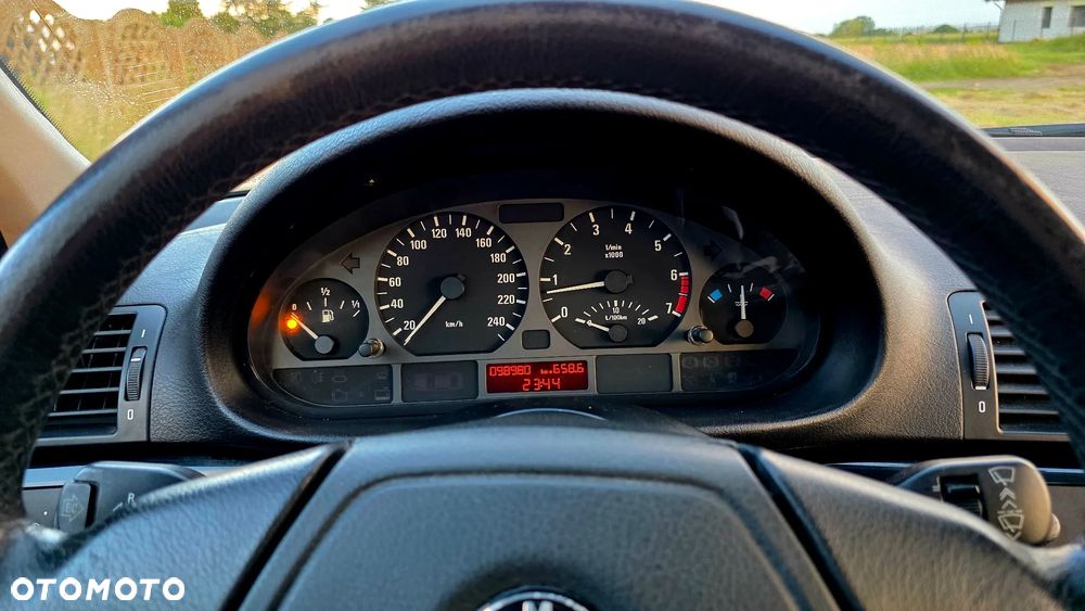 BMW Seria 3 - 9