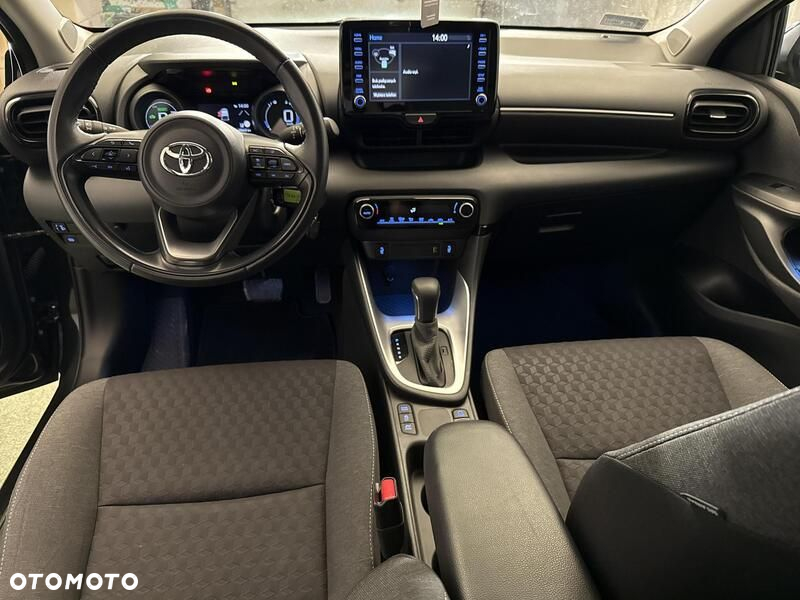 Toyota Yaris - 22