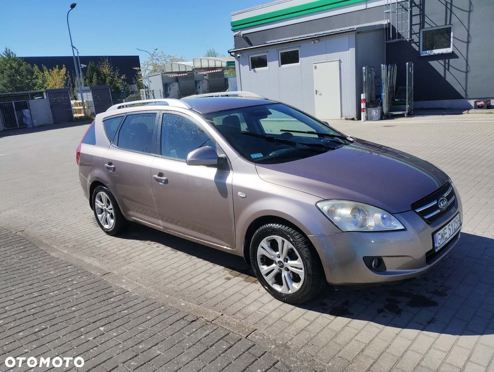 Kia Ceed 1.6 Crdi Comfort - 3