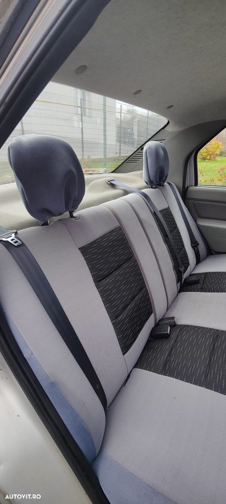 Dacia Logan Express 1.4 MPI - 7