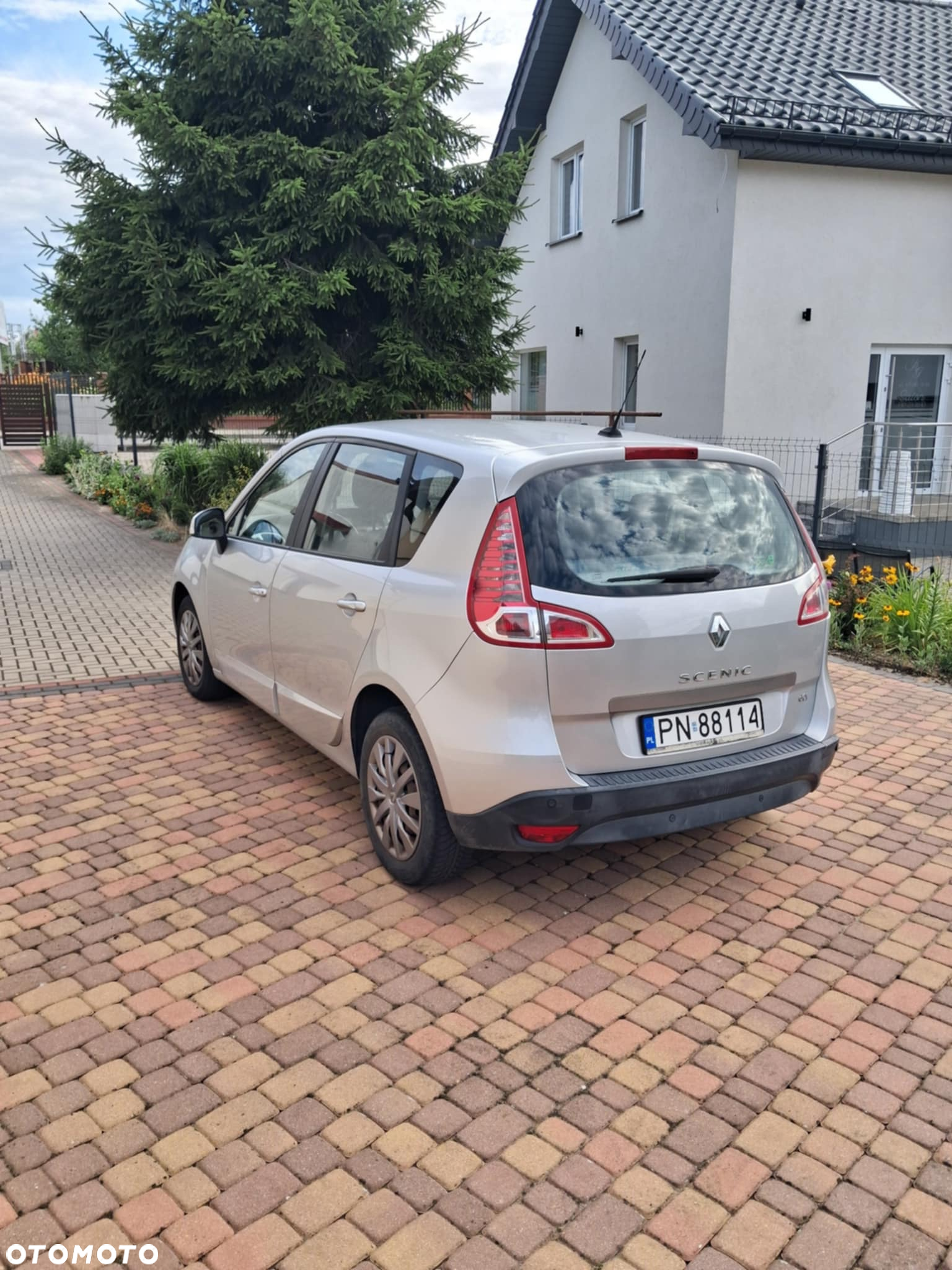 Renault Scenic - 5