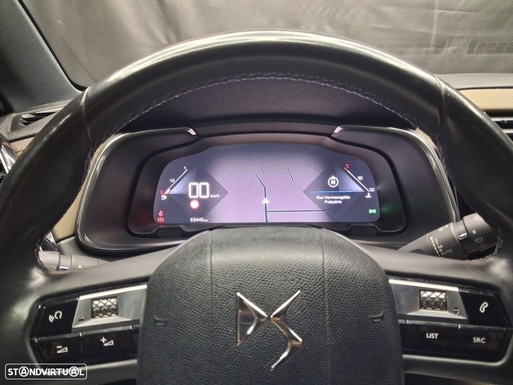 DS DS7 Crossback - 11