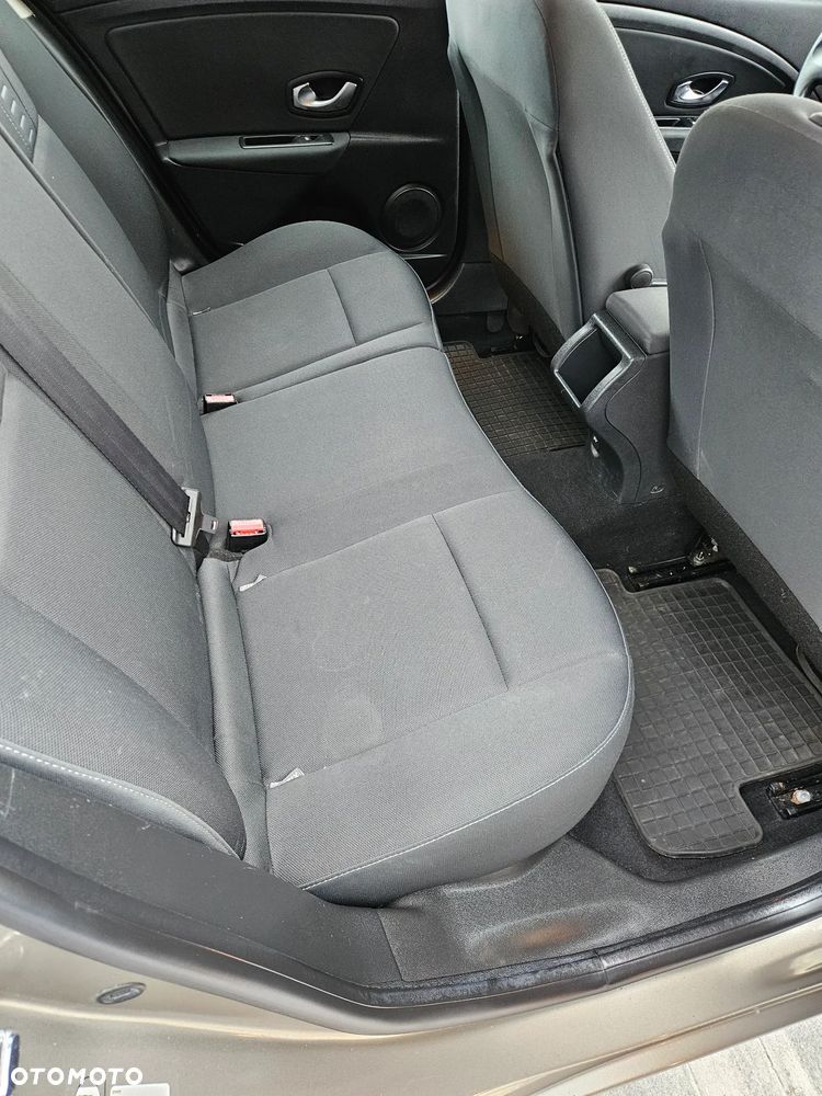 Renault Megane 1.6 16V 100 Authentique - 11