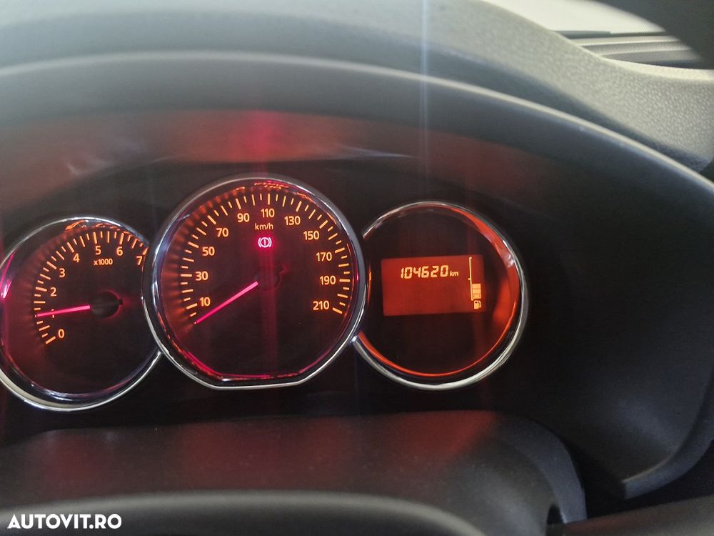 Dacia Logan 0.9 TCe Laureate - 6