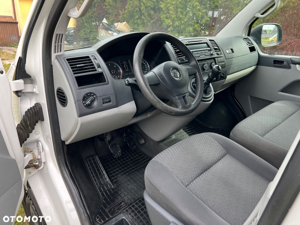 Volkswagen Transporter Caravelle Lang BMT Trendline - 5