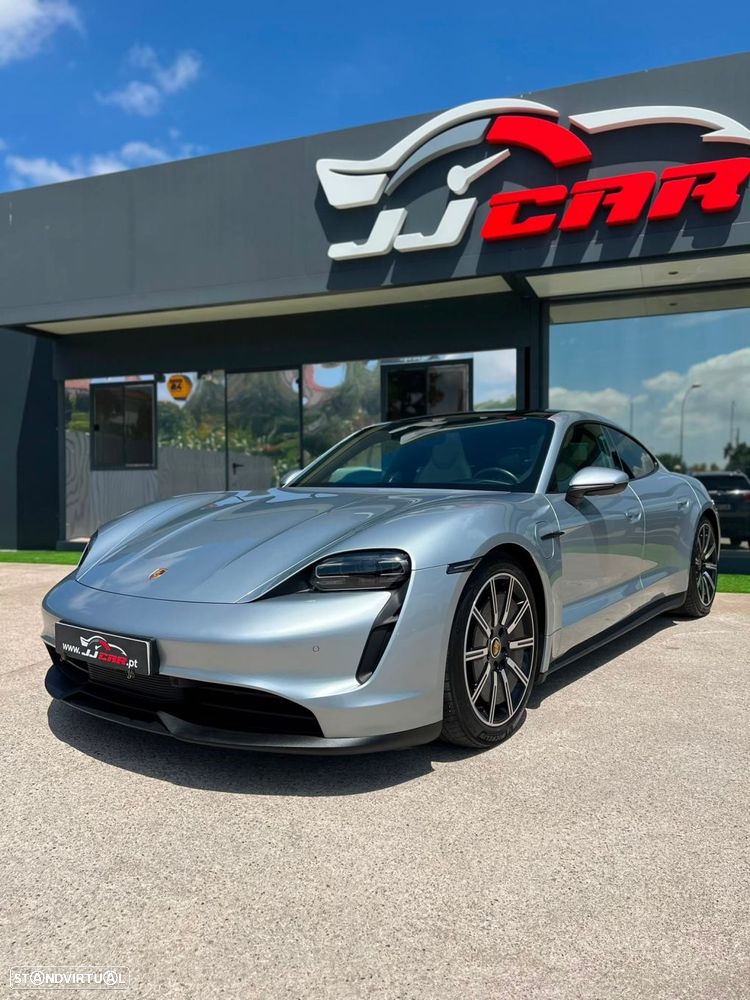 Porsche Taycan 4 — fotografia 10