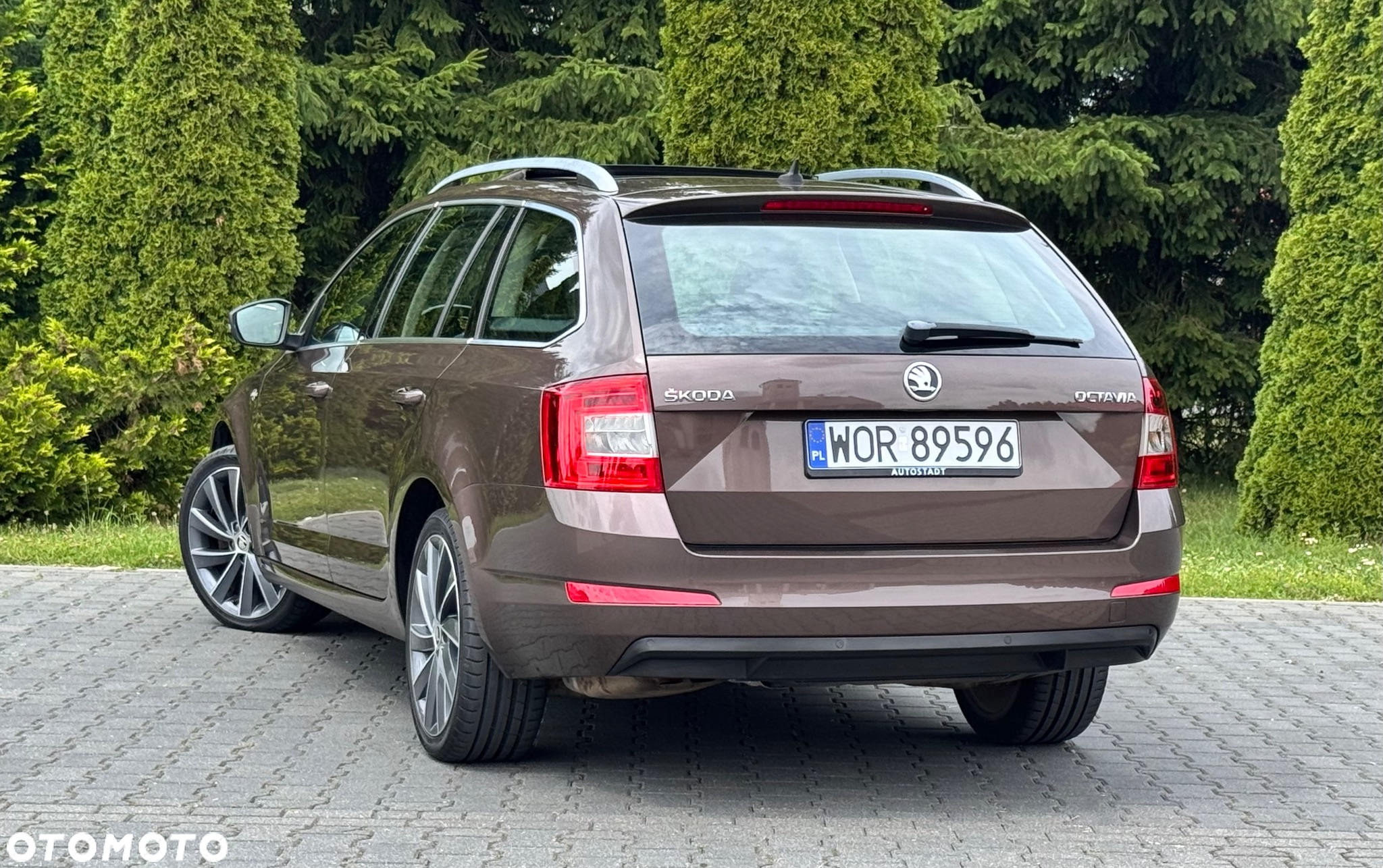 Skoda Octavia 1.8 TSI DSG L&K - 14