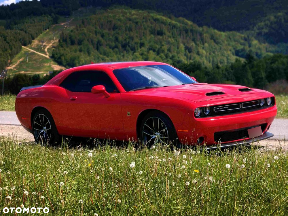 Dodge Challenger 6.4 Scat Pack - 11
