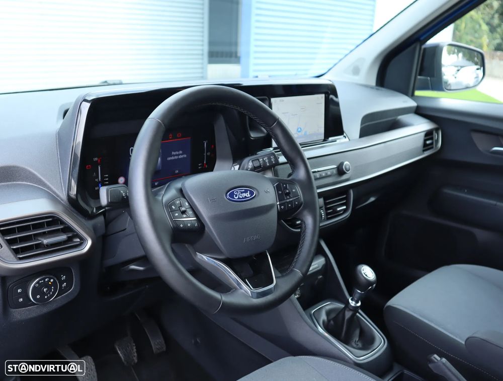Ford Tourneo Courier 1.0 EcoBoost Titanium - 29