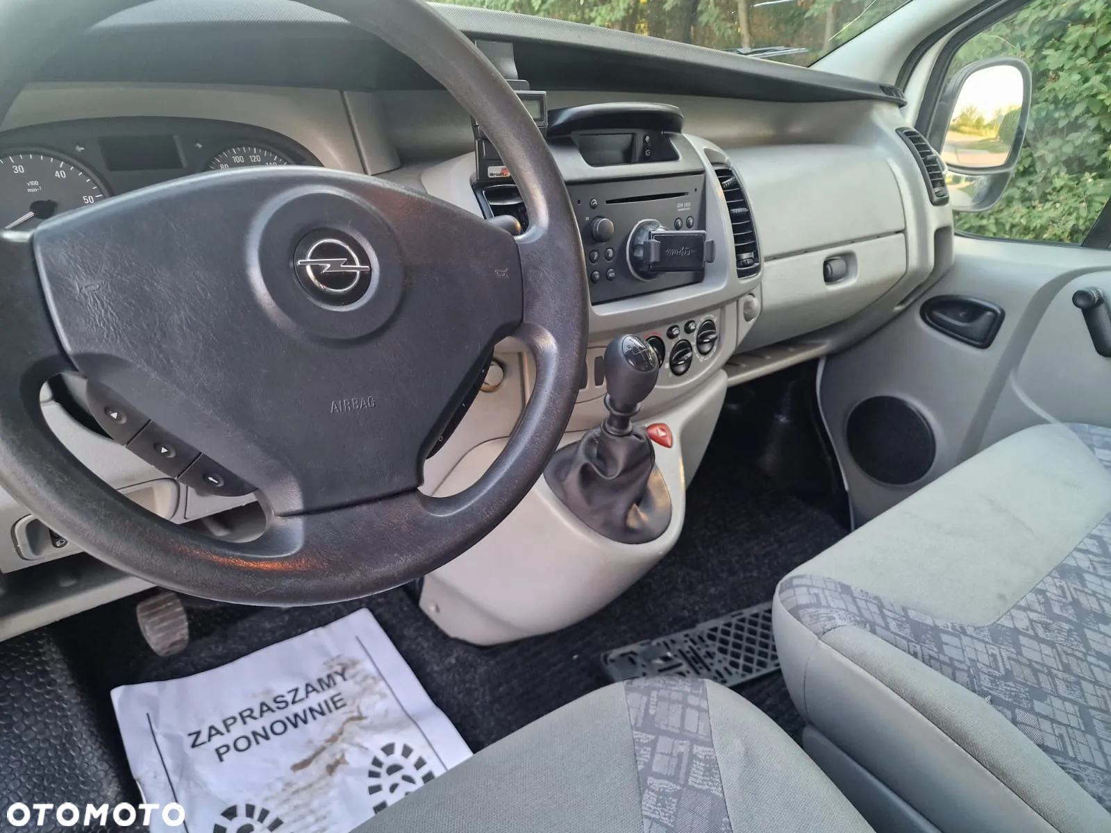 Opel VIVARO - 12