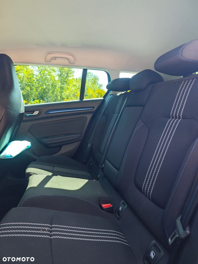 Renault Megane - 11