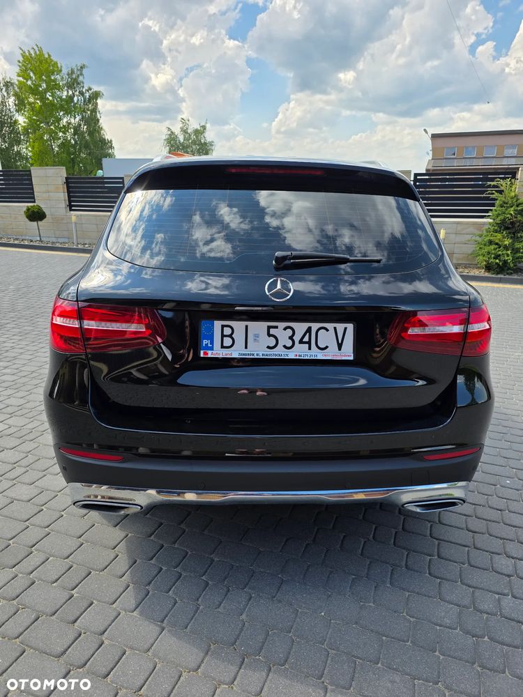 Mercedes-Benz GLC - 9
