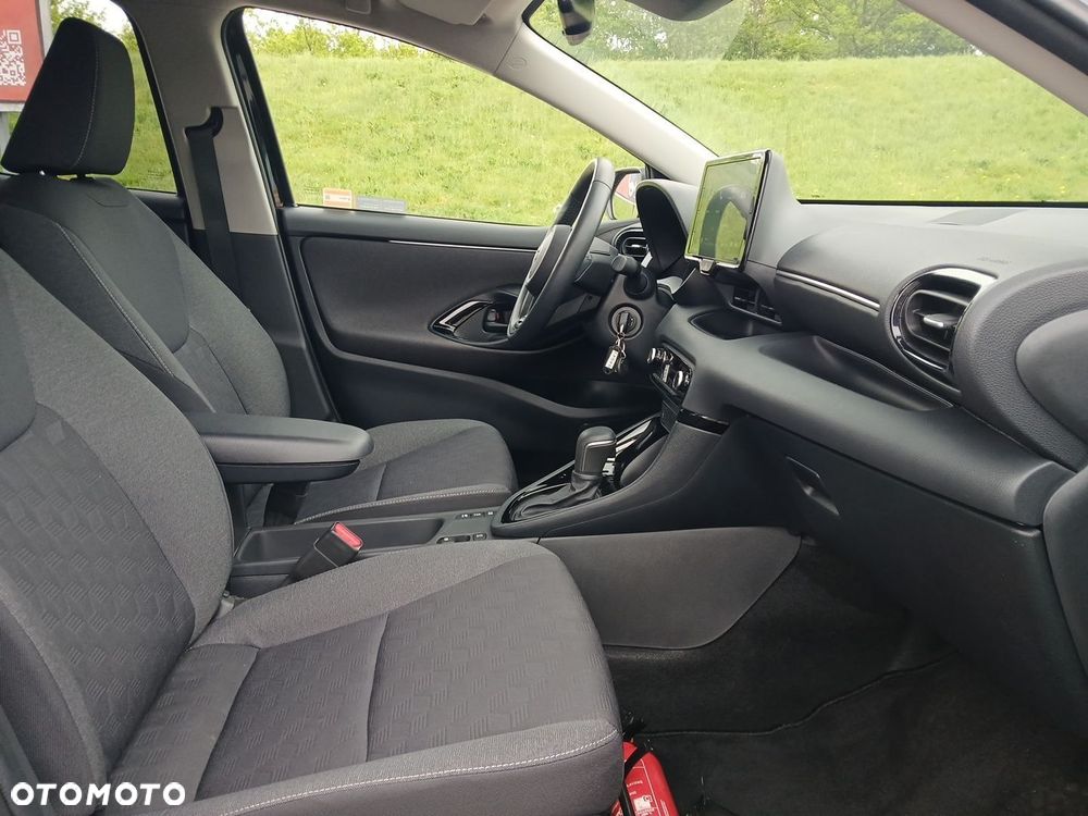 Toyota Yaris Hybrid 1.5 Style - 13