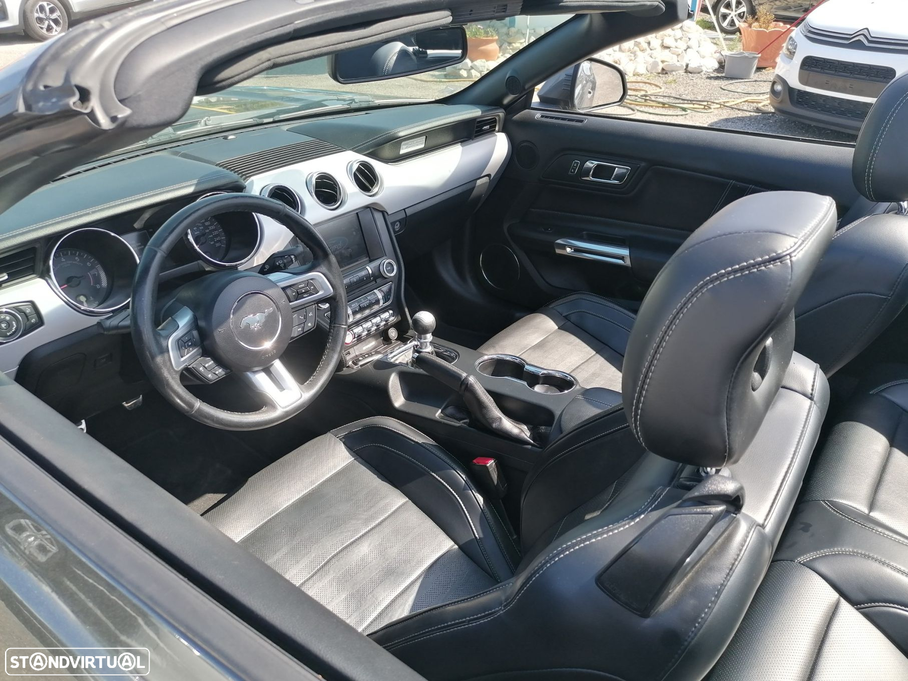 Ford Mustang Cabrio 2.3 Eco Boost - 9