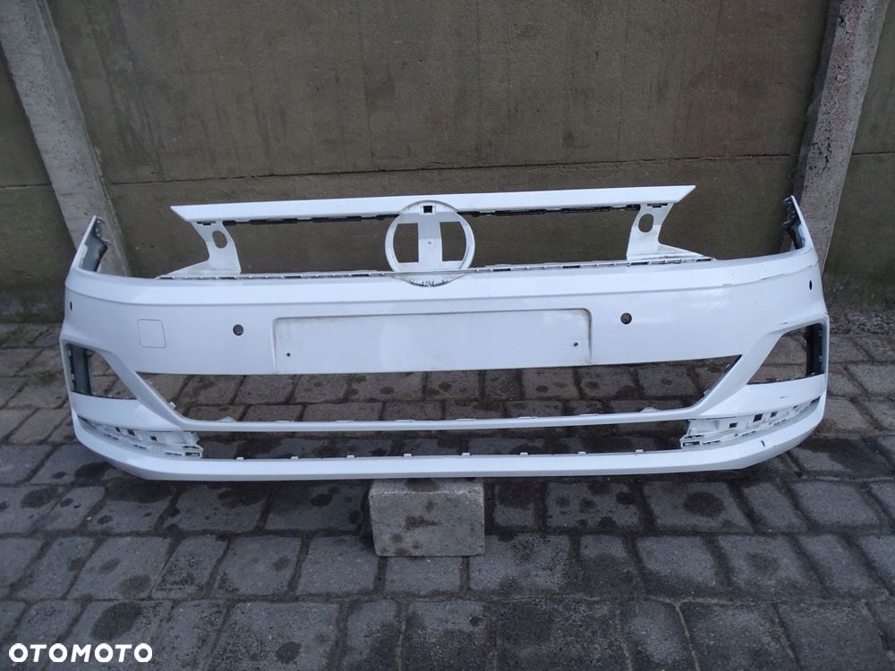 vw polo 2g0 - zderzak przedni - 1