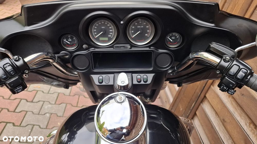 Harley-Davidson Touring Electra Glide - 10