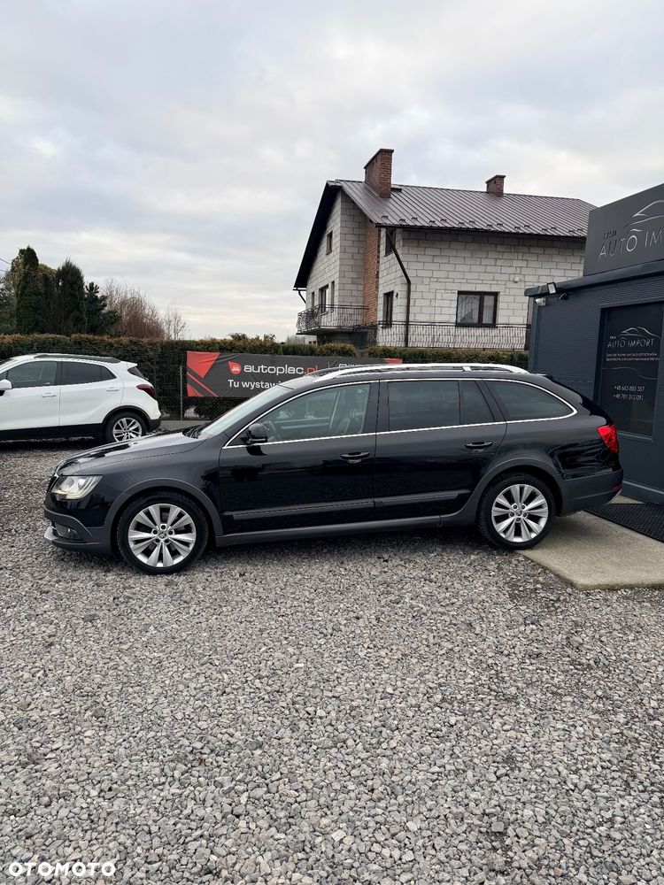 Skoda Superb 2.0 TDI Green tec 4x4 DSG Ambition - 5