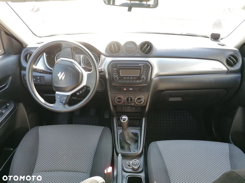 Suzuki Vitara 1.6 Comfort 4WD - 16