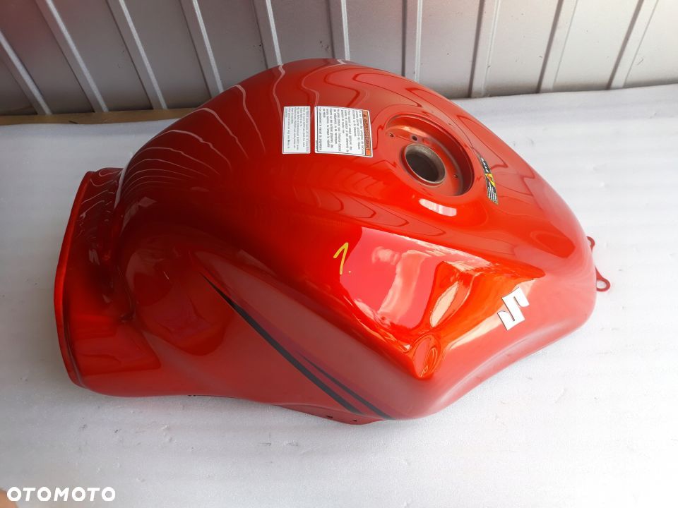SUZUKI GSXR 1300 HAYABUSA K8 ZBIORNIK PALIWA - 2
