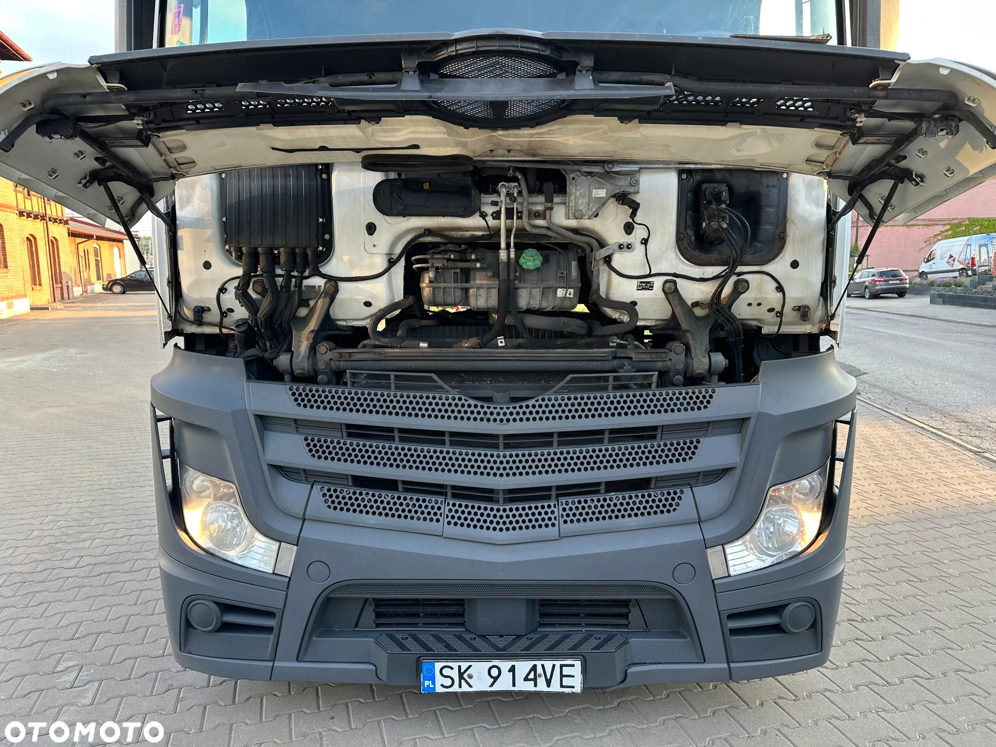 Mercedes-Benz Actros MP4 1845 - 11