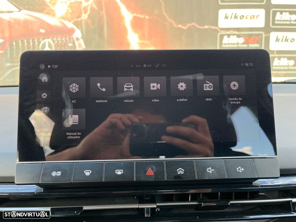 MG MG4 51 kWh Standard - 28