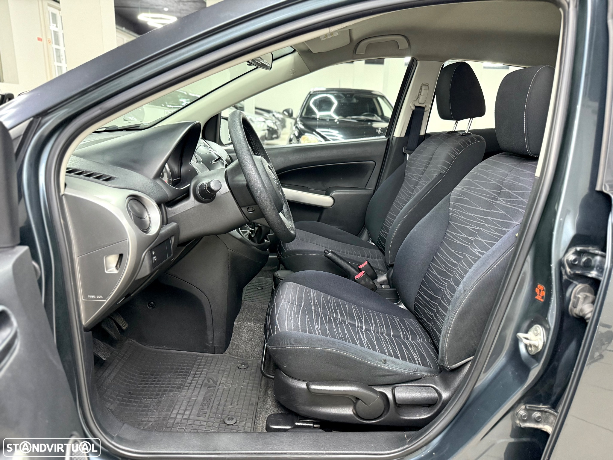 Mazda 2 1.4 MZ-CD Comfort AC - 10