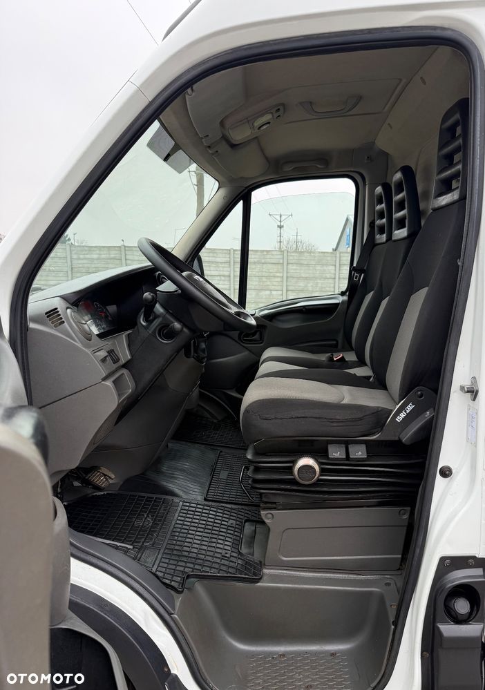 Iveco DAILY 35C15, 3.0HPI AUTOMAT,L3H2, hak 3,5t, klima tempomat - 12