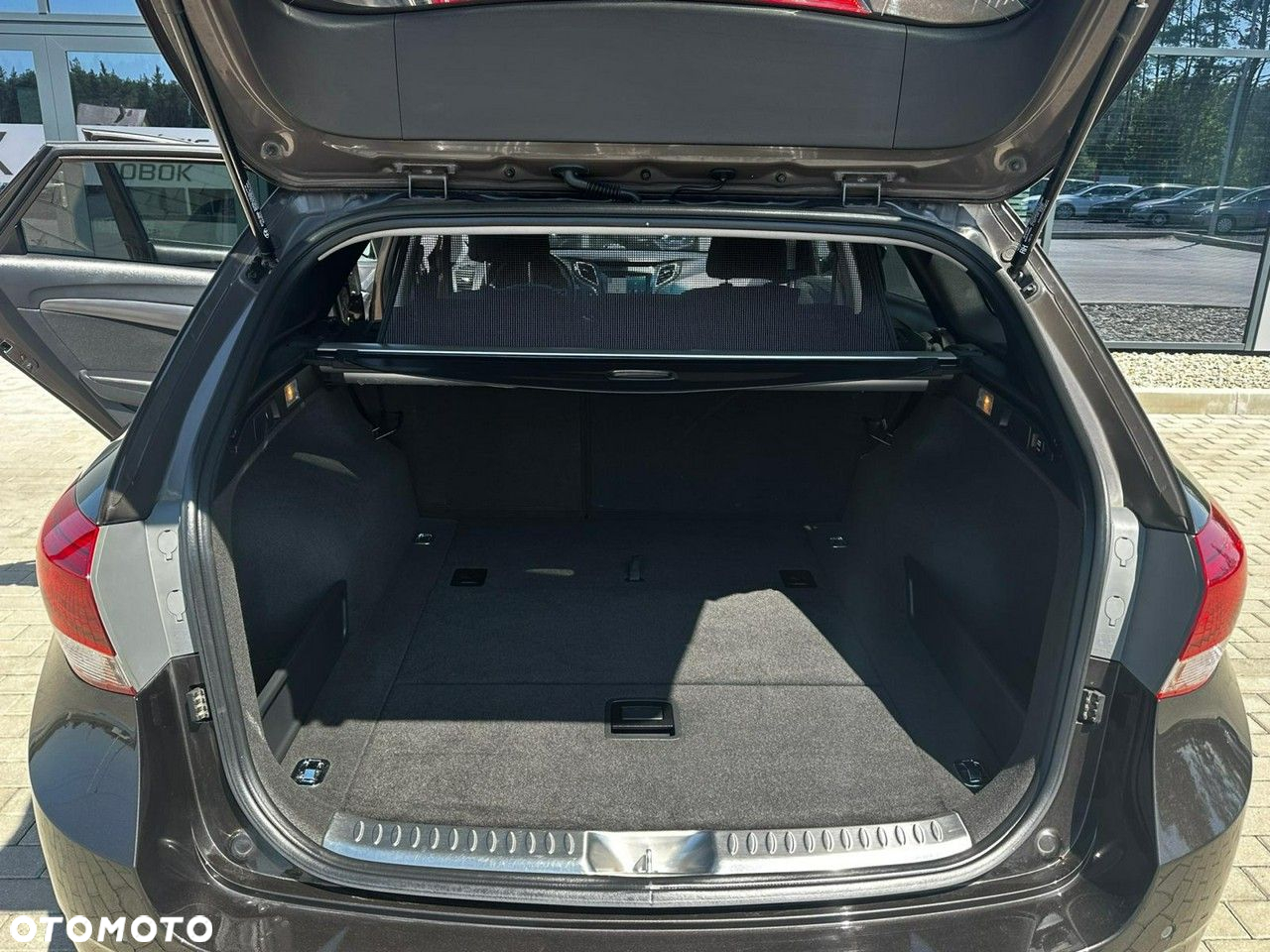 Hyundai i40 Kombi blue 1.7 CRDi DCT Premium - 28
