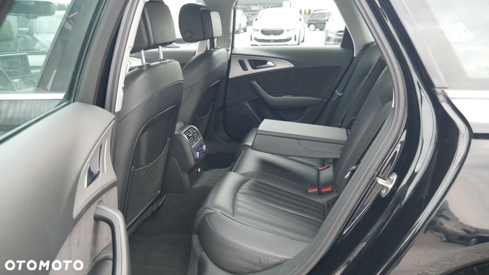 Audi A6 Avant - 16