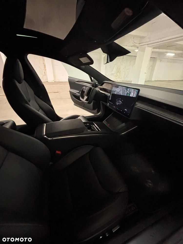 Tesla Model S Plaid - 9