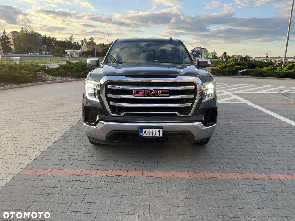 GMC Sierra - 3