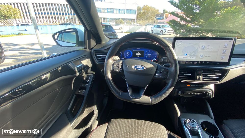 Ford Focus SW 1.5 TDCi EcoBlue ST-Line X Aut. - 28