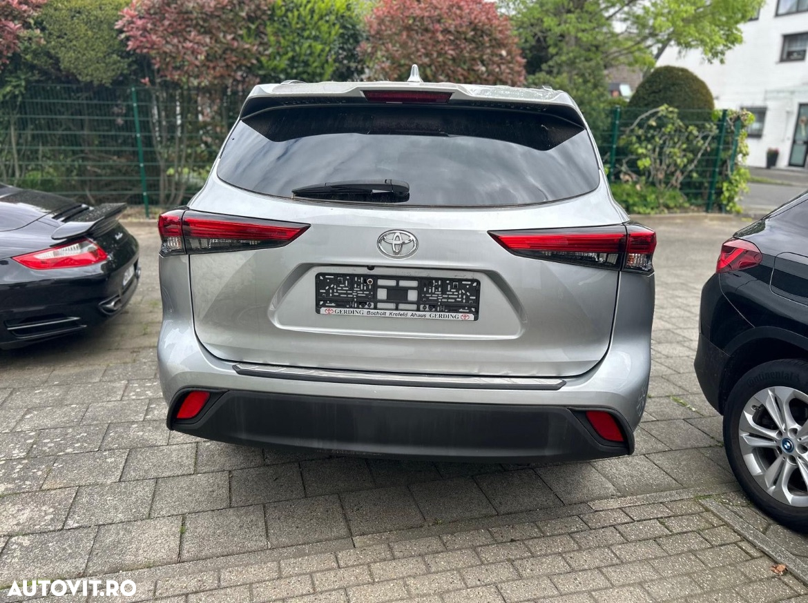 Toyota Highlander 2.5 L Hybrid Dynamic Force 248CP Executive Metallic - 4
