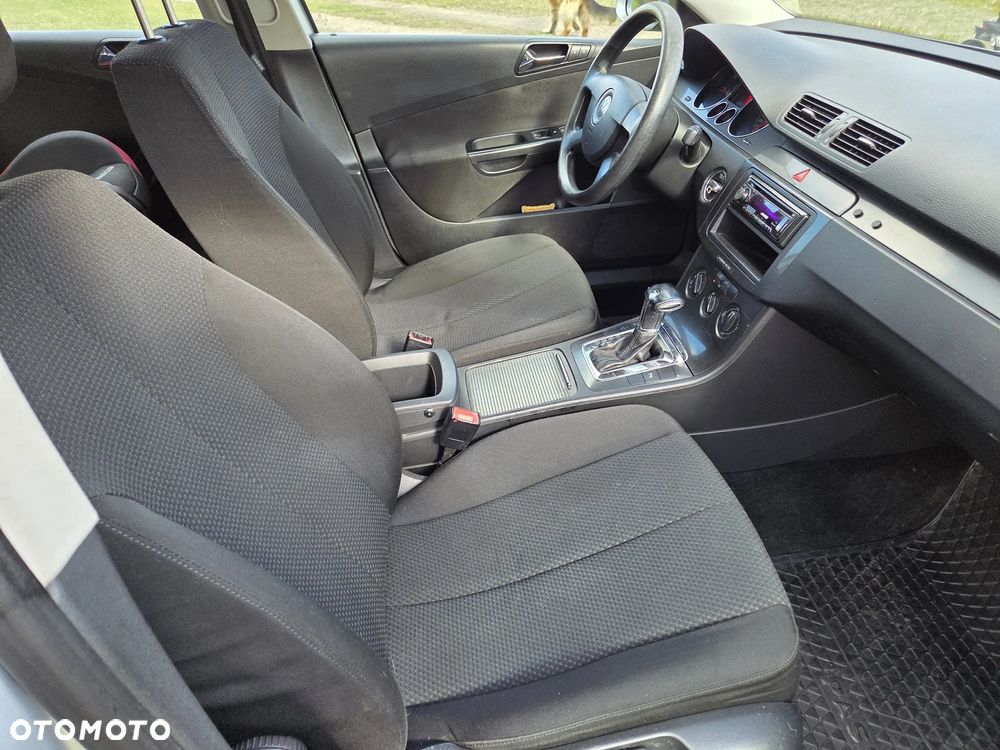 Volkswagen Passat 2.0 TDI Highline DSG - 10
