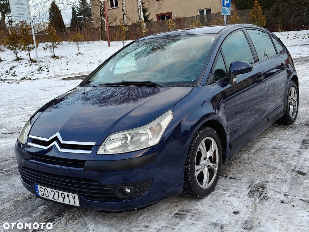 Citroën C4 1.4 16V Impress - 16