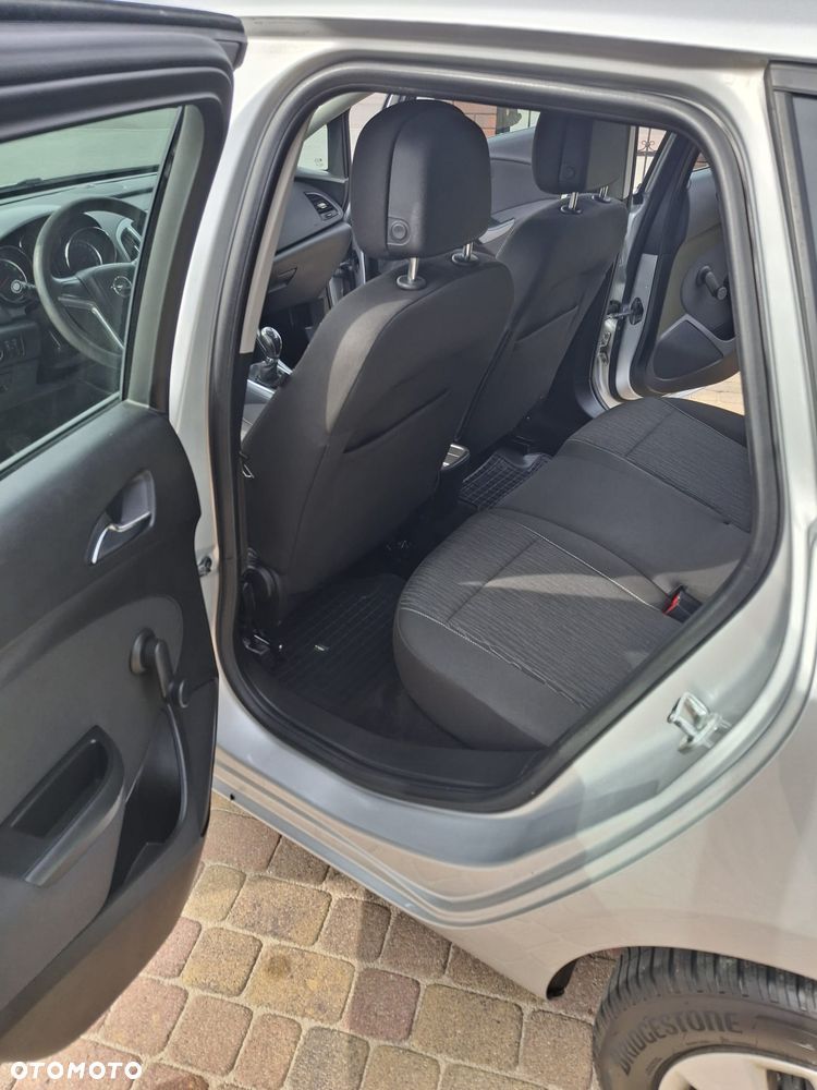 Opel Astra 1.6 Selection - 9