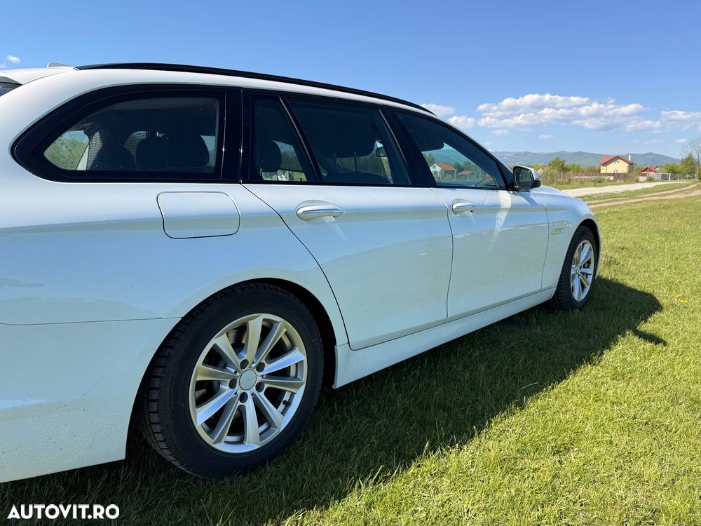 BMW Seria 5 520d Aut. - 4
