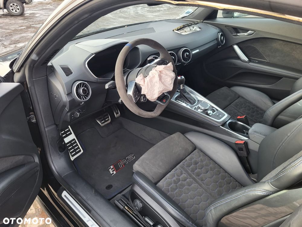 Audi TT RS Coupé quattro S tronic - 31
