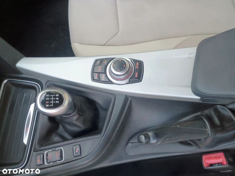 BMW Seria 3 320d Luxury Line - 19