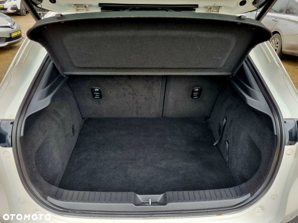 Mazda CX-30 SKYACTIV-X 2.0 M-Hybrid - 13