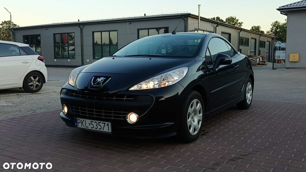 Peugeot 207 CC - 2