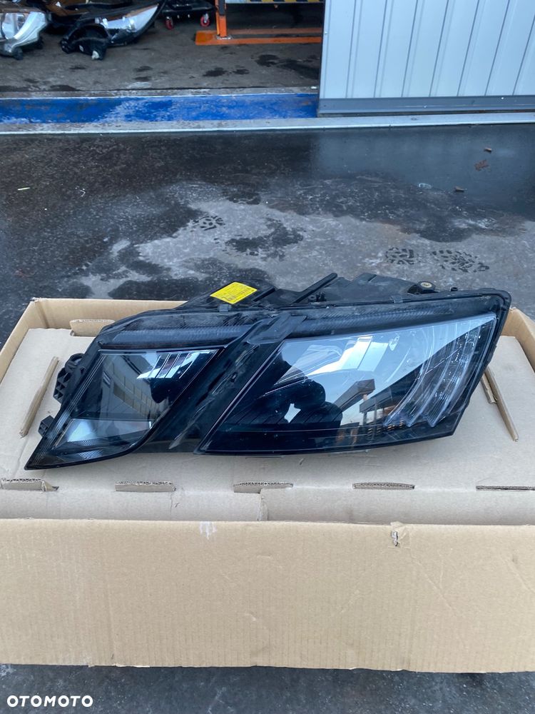 Skoda Octavia III 3 lift fl LAMPA PRZEDNIA LEWA  REFLEKTOR LEWY przedni  PRZÓD zwykła  EUROPA 5E1941015C Wwa - 2