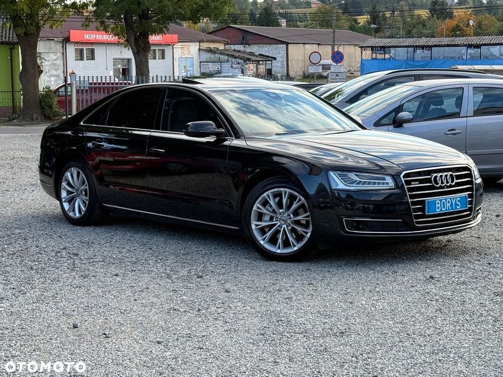 Audi A8 - 1