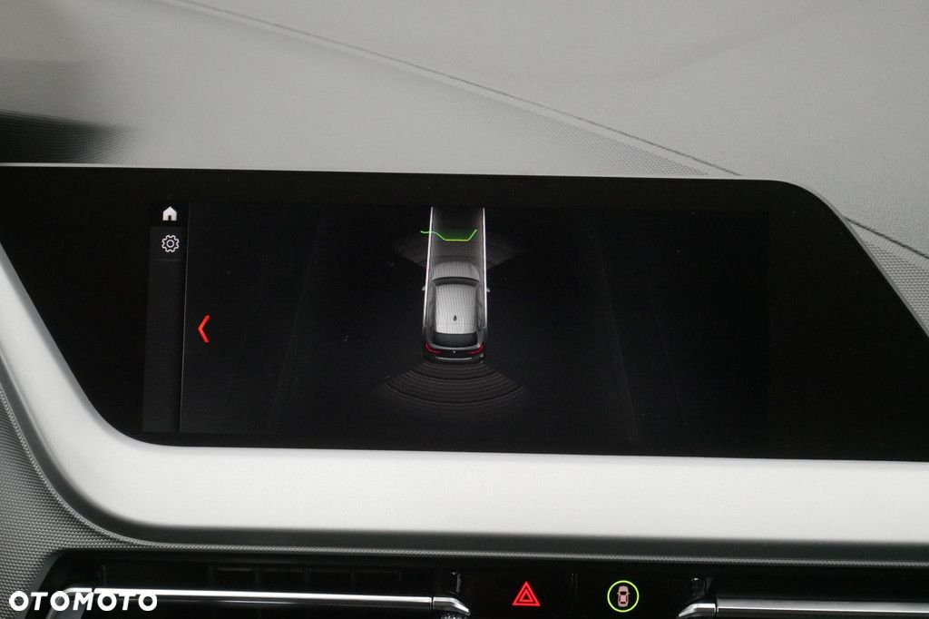 BMW Seria 1 - 18