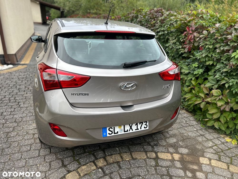Hyundai i30 blue 1.4 Classic - 7