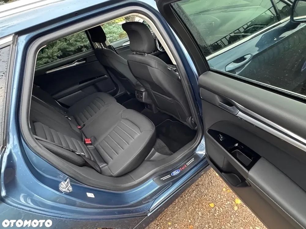 Ford Mondeo SW - 13