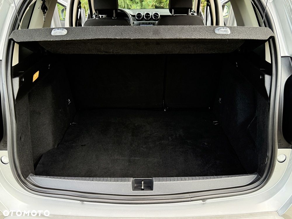 Dacia Duster 1.6 SCe Comfort - 19