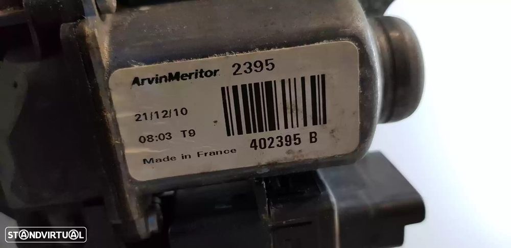 ELEVADOR DE VIDRO FRONTAL ESQUERDO KIA SPORTAGE 2011 -824703U120 - 4