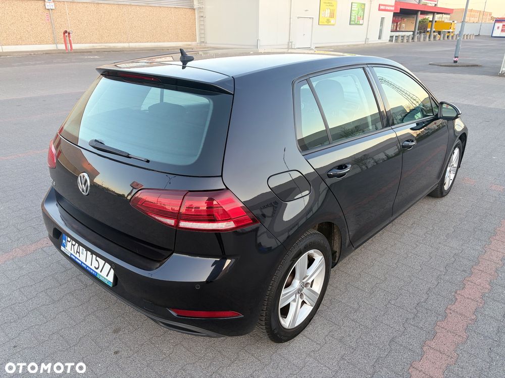Volkswagen Golf 1.6 TDI (BlueMotion Technology) Trendline - 12