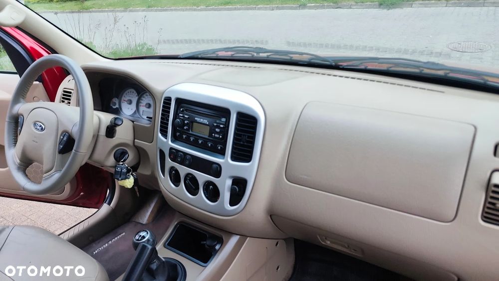 Ford Maverick 2.3 - 38